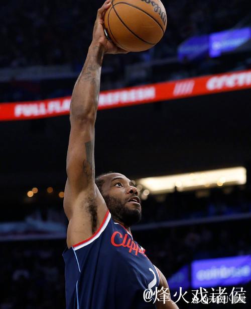 快船近期战绩堪忧,过去21场比赛仅取得3场胜利 快船近期战绩堪忧,过去21场比赛仅取得3场胜利